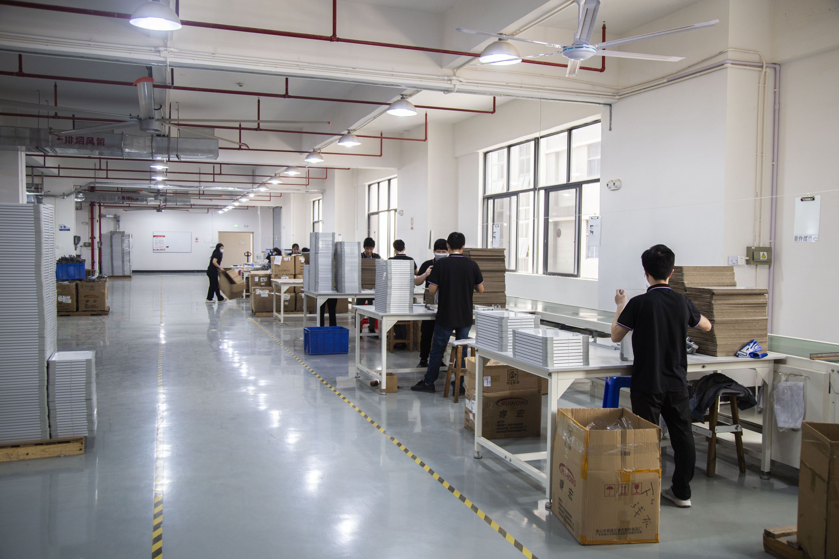 評估白板代工生產工廠的主要標準依據有哪些？